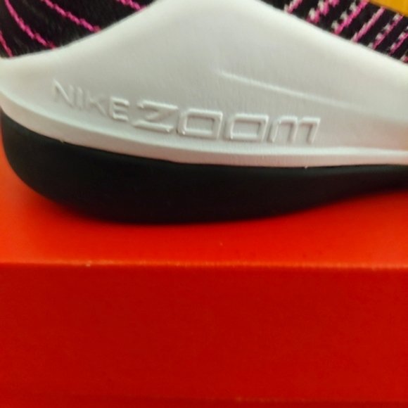 ✅️SOLD✅️NIKE Zoom, 8.5 - Picture 8 of 13